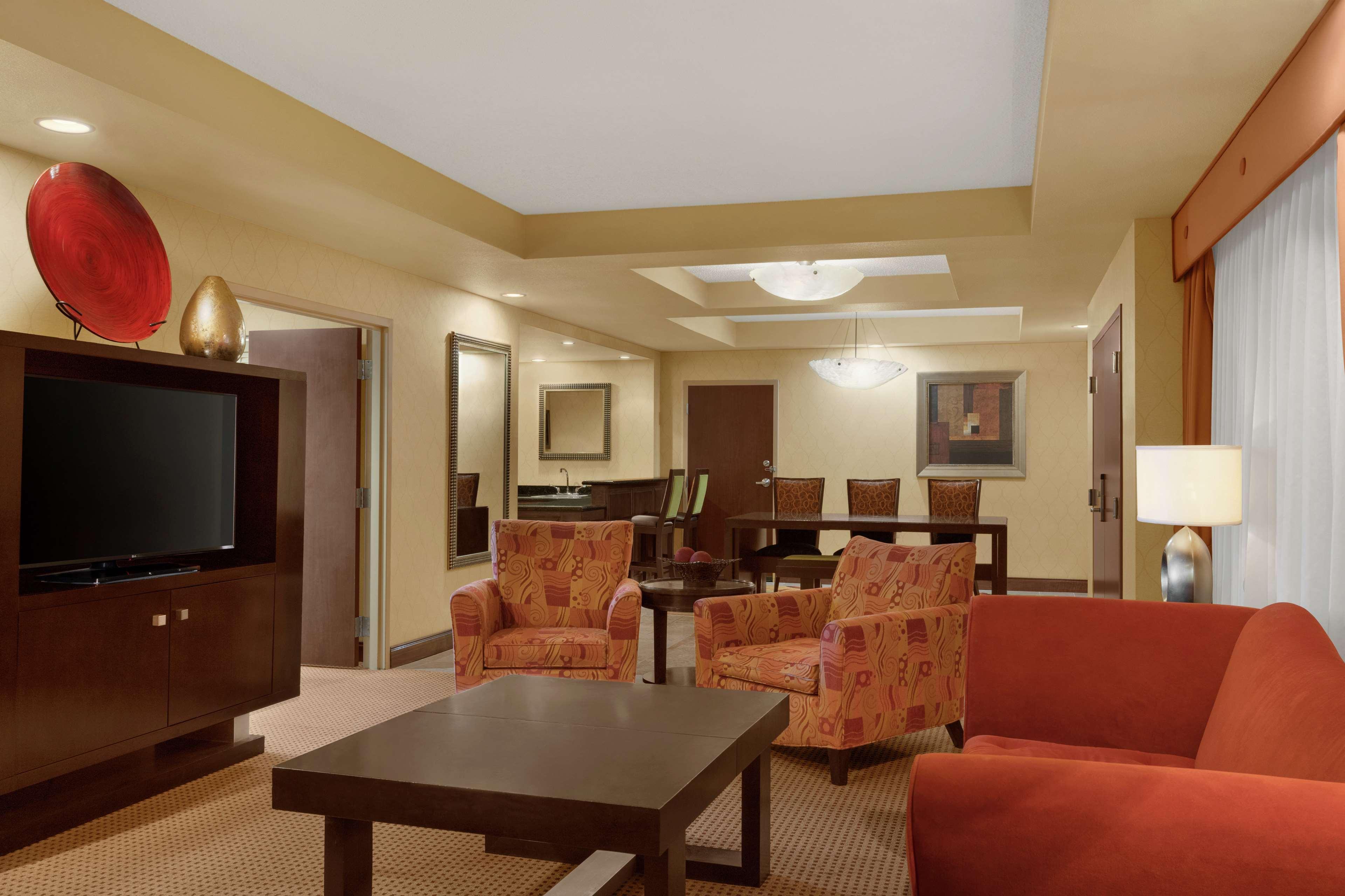 Embassy Suites Huntsville Extérieur photo