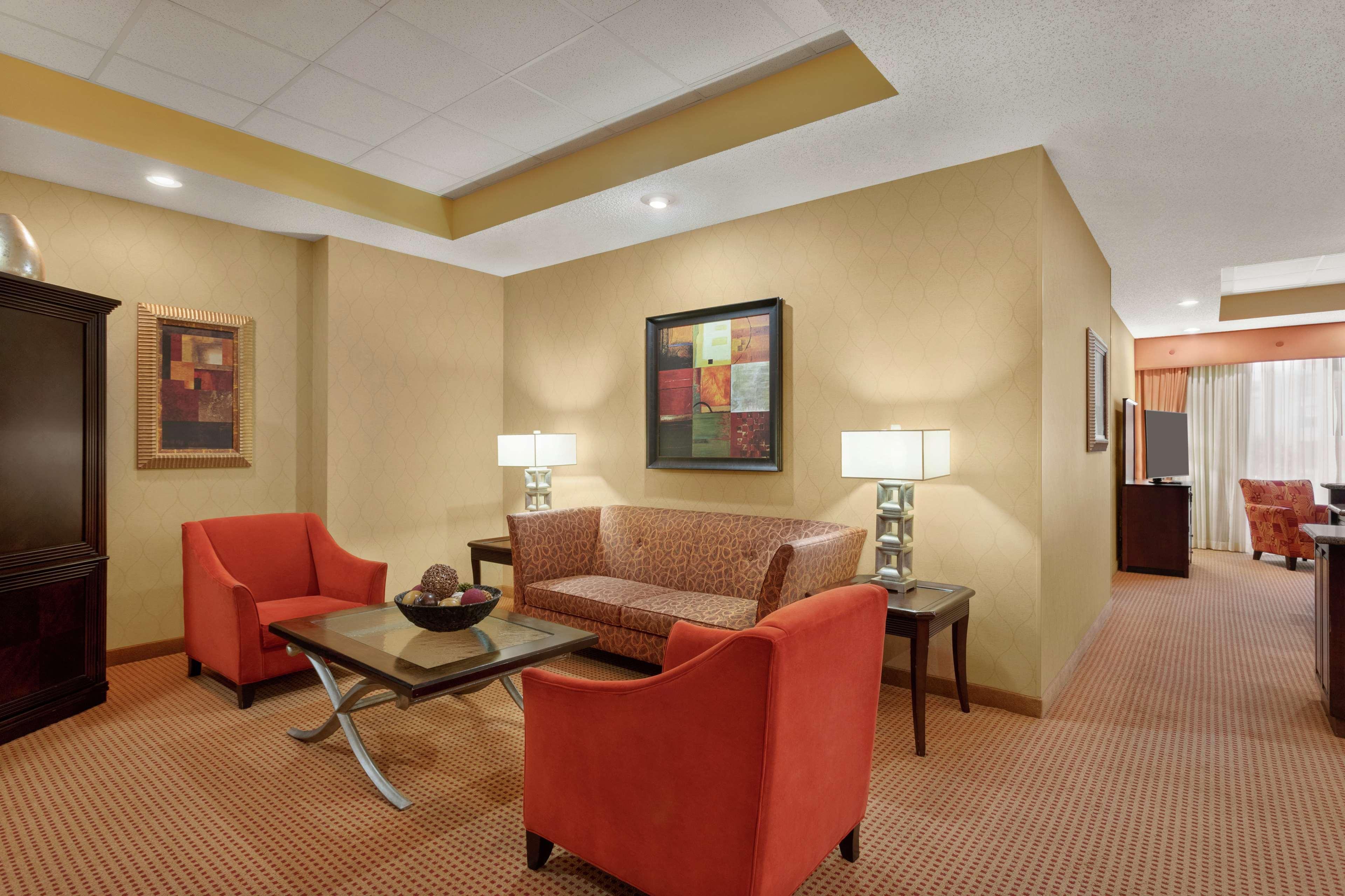 Embassy Suites Huntsville Extérieur photo