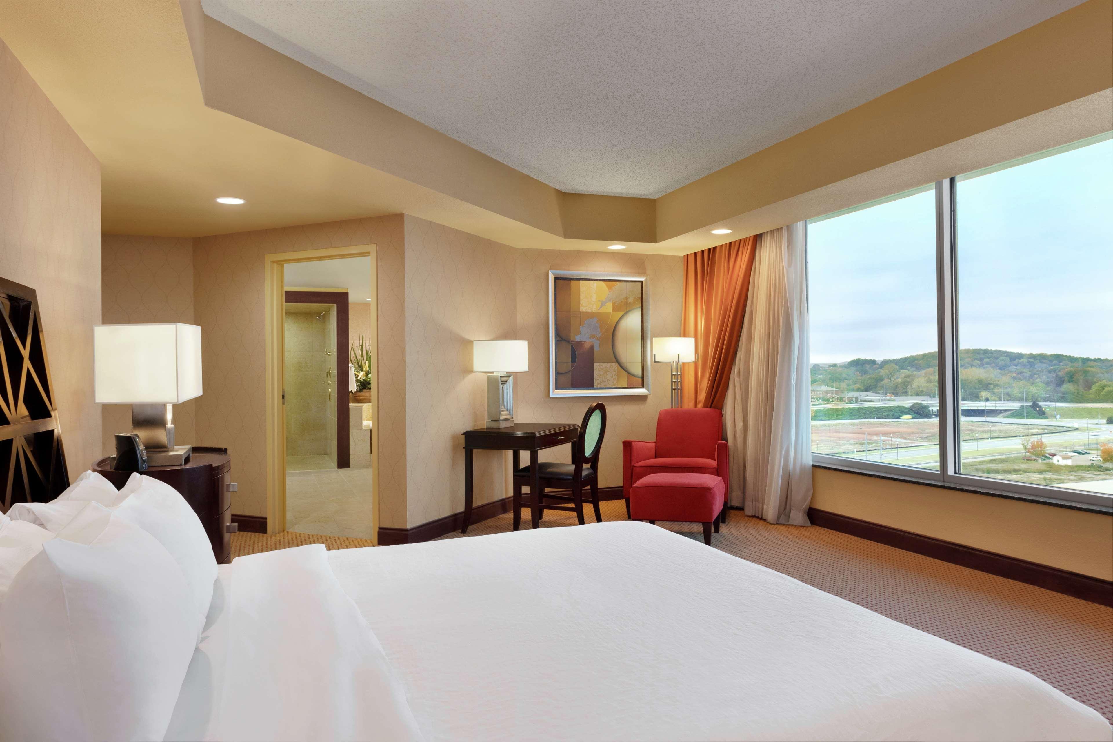 Embassy Suites Huntsville Extérieur photo