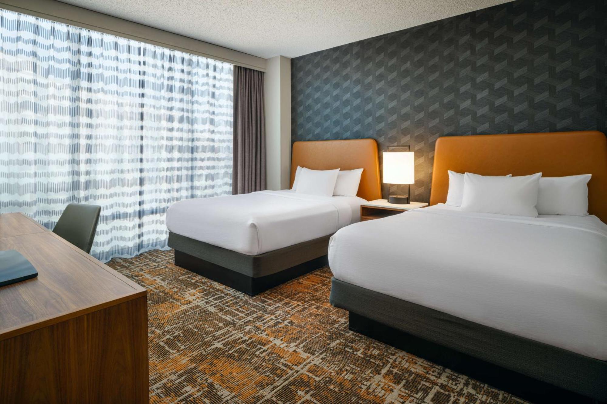 Embassy Suites Huntsville Extérieur photo